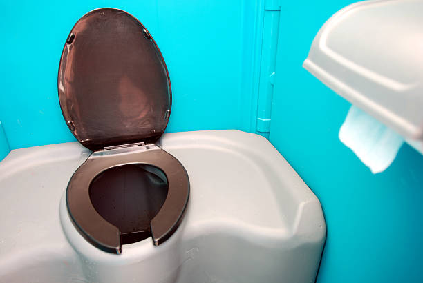 Best Portable bathroom rental  in Wakarusa, IN