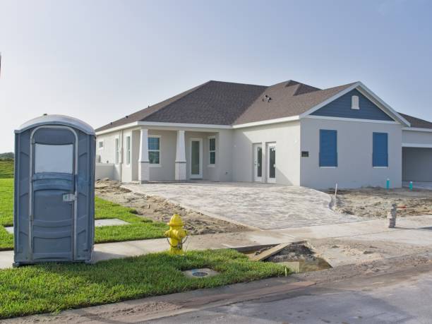 Best Porta potty rental near me  in Wakarusa, IN
